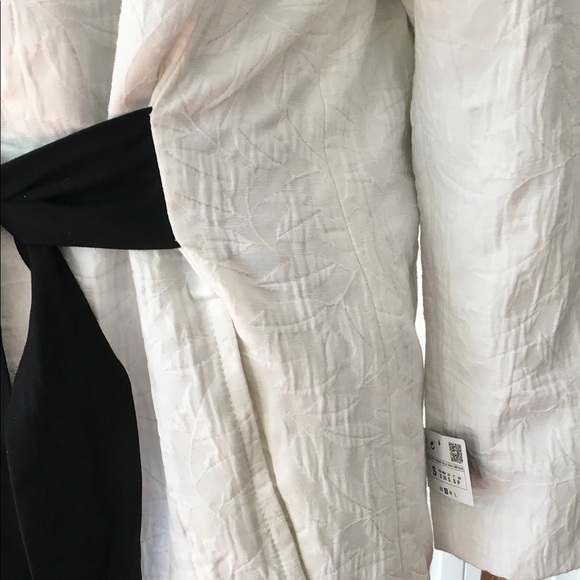 ZARA🌺Gorgeous Quilted Jacket!🌺 NWT! - Picture 4 of 5